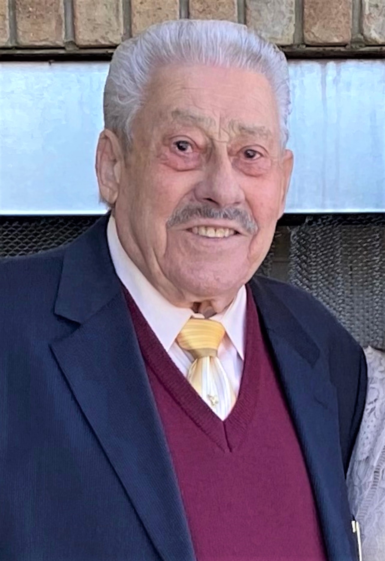 Mr. Jorge Manuel Ferraz - Rogers Funeral Home