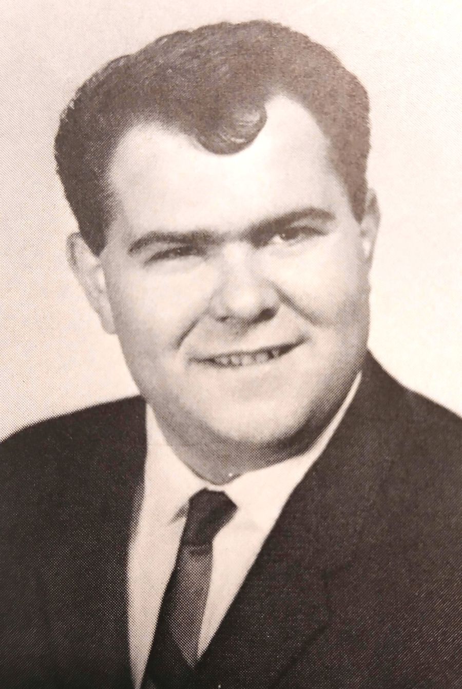 Robert J. Medeiros
